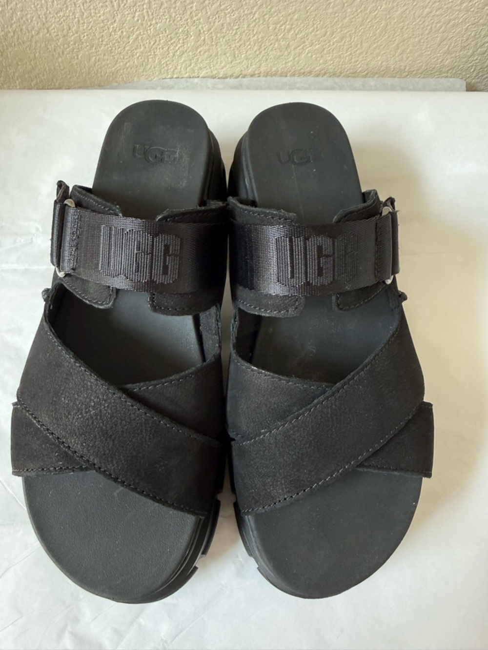UGG Ashton Slide Platform Sandals Black Suede Size 9 EUC - Picture 7 of 14